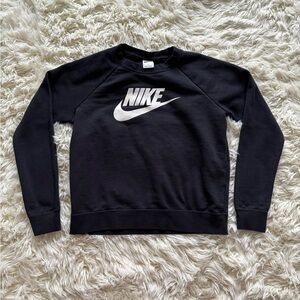 Women’s Nike Crewneck Fleece